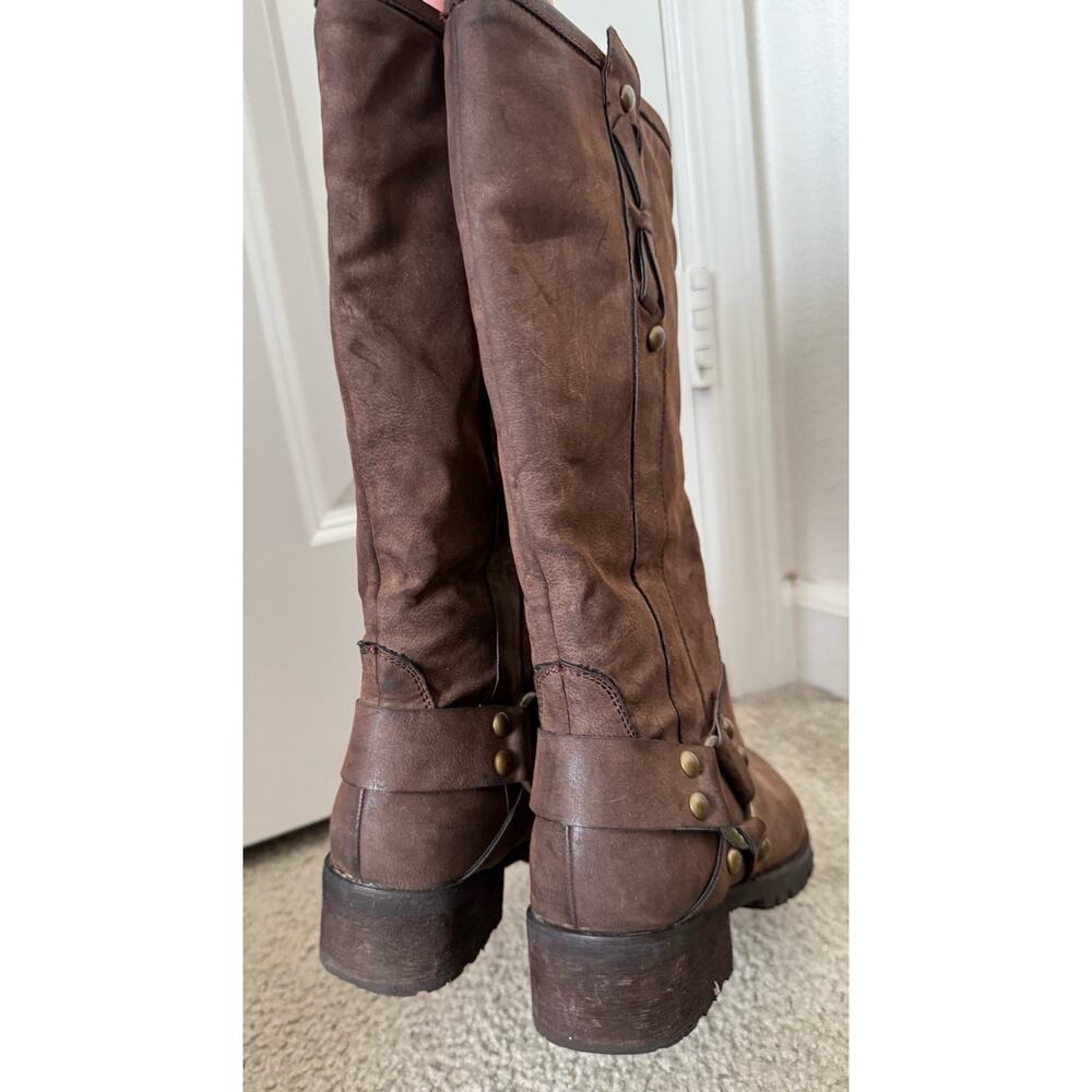 Report Tessah Brown Distressed Leather Knee High Boots Women 7.5 Lug Sole - Picture 2 of 10